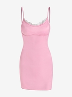 Mini-Robe à Bretelle Panneau en Dentelle Détaillé en Satin M Rose clair