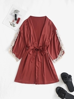 Robe Ceinturée à Ourlet en Dentelle en Satin M Rouge