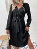Robe Plissée Ceinturée avec Bouton en Avant à Manches Longues M Noir
