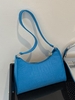 Sac à Bandoulière Gaufré Zippé en Couleur Unie en Feutre