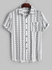 ZAFUL Chemise à Imprimé Géométrique Ethnique avec Poche en Avant Design à Manches Courtes Xl Blanc