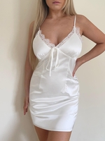 ZAFUL Robe Fendue Soyeuse à Ourlet en Dentelle en Satin S Blanc