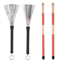 1 paire de bâtons de tambour + 1 paire de brosses à tambour