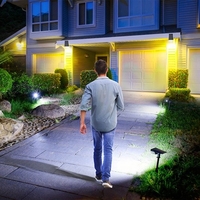 2PCS LED Projecteur Solaire Réglable 2 En 1 Paysage Lumières De Piquet Applique Murale Étanche Lumières Extérieures Pour Fête De Mariage Cour Passerelle Patio Décoration Lampe