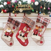 3pcs / set Noël Suspension Bas Noël Santa Snowman Cadeaux De Rennes Bonbons Noël Decoartions Ornements