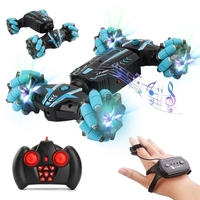 4WD 2.4GHz Watch Gesture Sensor Control Deformable Car All-Terrain Auto-demo RC Stunt Car avec Spray Light Music