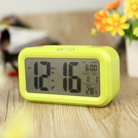 Alarme LED Horloge numérique répétition sommeiller activé par la lumière du capteur rétro-éclairage date Affichage de la température vert