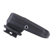 Andoer 16 canaux sans fil Trigger Flash distant défini 4 récepteurs,  1 transmetteur + cordon de 1 synchronisation pour Canon Nikon Pentax Olympus Sigma Sunpak Vivitar Neewer YOUNGNUO Speedlite