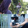 Andoer Support de téléphone rotatif Adaptateur de montage de pince à pince avec 1/4 de montage de chaussure froide Rotatif à 360 degrés pour Smartphone Microphone LED Light Video Making