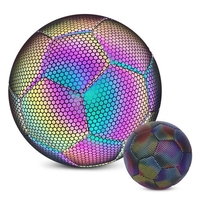 Ballon de football réfléchissant nuit lumineux allumez le ballon de football flash de caméra pour l