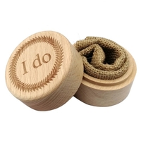 Boîte à bagues de mariage en bois de hêtre rond