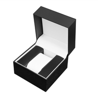 Boîte de montre unique avec oreiller en cuir PU montre de luxe boîte-cadeau montre-bracelet vitrine montres emballage carré boîtes à rabat pour hommes femmes anniversaire de noël anniversaire