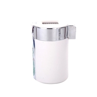 Cendrier portatif de cigarette de cigarette de voiture avec la lumière menée