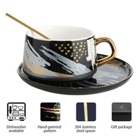 Ensemble de tasse à café et soucoupe Tooarts Tasse à thé en céramique Emballage cadeau 304 tasses à cuillère en acier pour le bureau ou la maison en utilisant 4 couleurs