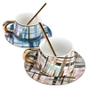 Ensemble de tasse à café et soucoupe Tooarts Tasse à thé en céramique Emballage cadeau Tasse de couple 304 tasses à cuillère en acier pour le personnel de bureau ou la maison en utilisant deux ensembles dans une boîte