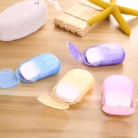 Flocons de savon jetables de voyage avec conteneur de boîte de rangement 20pcs papiers de savon mini papier moussant parfumé