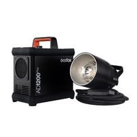 Godox AD1200Pro Système de flash alimenté par batterie 1200 Ws Puissance de sortie 2, 4 G intégrée Système X sans fil TTL Flash Strobe Monolight 1/8000 s HSS 0, 01-2 s Temps de recyclage 40 W Lumière de modélisation 5600 K Température de couleur pou