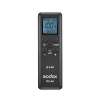 Godox RC-A6 Télécommande 2.4GHz Transmission Sans Fil 32 Canaux 16 Groupes Remplacement pour Godox SL150II SL200II SL150IIBi SL200IIBi SZ200BI FV150 FV200 UL60 ML60 LF308D LF308Bi