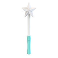 Jouet volant de véhicule volant à induction - Rotation à 360 degrés et lumières RVB,  un cadeau pour les enfants adultes (vert)