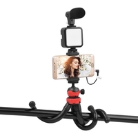 Jumpflash KIT-04LM Vlogging Kit Le kit de montage vidéo pour smartphone comprend 1 lumière LED 1 trépied 1 microphone 1 support de téléphone 1 télécommande pour l