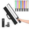 Lampe de poche portative RVB LED Baguette de lumière vidéo 15W 3200K-5600K Dimmable CRI95 + Batterie intégrée avec adaptateur à rotule Sac de transport pour télécommande pour Vlog Diffusion en direct Photographie de portrait de produit
