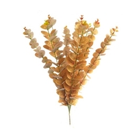 Le feuillage artificiel naturel de branches artificielles de Noël laisse la fleur
