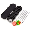 Le kit de nettoyage de pipe à tabac 6 PCS comprend une cuillère de nettoyage de pipe à tabac à double extrémité et une boîte en silicone,  un outil de manucure,  des accessoires de colophane domestique avec une boîte de rangement en fer