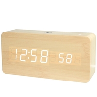 LED Numérique En Bois Réveil APP Contrôle Heure / Température / Date Affichage Horloge De Bureau Électronique 4 Niveaux Luminosité Contrôle Sonore Charge USB ou Alimentation par Batterie