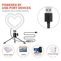 Lumière vidéo RVB de 6 pouces en forme de coeur LED Lumière d