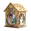 Maison en bois lumineuse de Noël avec lumière à DEL colorée