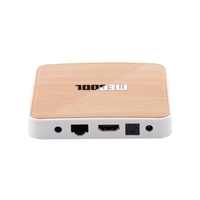 MECOOL KM6 DELUXE Smart Android 10.0 TV Box UHD 4K lecteur multimédia Amlogic S905X4 4GB / 64GB 2T2R 2.4G / 5G WiFi télécommande vocale Google certifié AV1 H.265 VP9 décodage BT5.0
