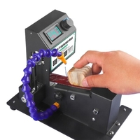 Mini courroie de 200W Sander à ponçon électrique Broyeuse à polir à sec et humide Broyeuse à sable à petite courroie de sable Régulation de la vitesse sans marche avec 10 courroies de ponnage pour le polissage du bois acrylique (Cinture S 30*380mm