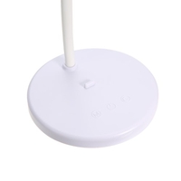 Pas de batterie 5W Rechargeable Eye-caring Table Desk Light