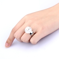 Petit ours anneau vide placage artificielle perle titane acier à la mode femmes bijoux décorations