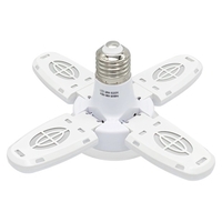 Plafonniers de garage à intensité variable à LED 38W 6000LM 6500K E27 / B22 Plafonniers de garage à LED avec 4 panneaux réglables