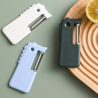 Éplucheur de pommes de terre Éplucheur de légumes pivotant Éplucheur de fruits Cuisine Éplucheur pivotant en acier inoxydable pour carottes Prise ergonomique confortable