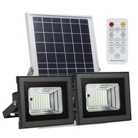 Projecteur solaire à deux têtes 64 LED CMS avec télécommande