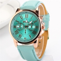 Quartz des femmes élégantes montres en cuir PU Casual Wristwatch pour dames dames montres élégance montres