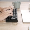 RK61 BT et clavier filaire double Mode rétro-éclairage jaune Mini clavier mécanique 61 touches pour téléphone / tablette noir avec interrupteurs bleus OUTEMU