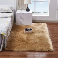 Tapis moelleux en laine de peau de mouton de forme rectangulaire avec une peluche ultra douce