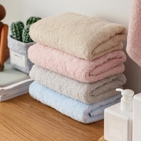 UCHINO Serviettes-Serviette De Bain Serviette De Visage 100% Coton Serviette pour Enfants Adultes Serviette De Douche Gym Yoga Plage Natation Séchage Rapide Douceur Maximum Absorbant