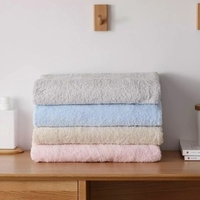 UCHINO Serviettes-Serviette De Bain Serviette De Visage 100% Coton Serviette pour Enfants Adultes Serviette De Douche Gym Yoga Plage Natation Séchage Rapide Douceur Maximum Absorbant
