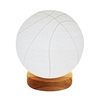 Veilleuse Décor de Bureau Forme de Basket-Ball Lampe de Table Lampe de Table avec Base en Bois 3 Couleurs de Lumière 10 Niveaux de Luminosité Réglable Alimentation USB pour Bureau Maison Chambres Salon Lecture Étudier Cadeau de Noël
