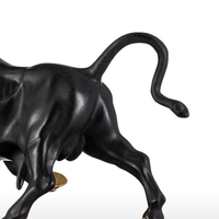 Vigoureuse Bull Sculpture en bronze pleine de Momentum Force Sculpture animale Bull