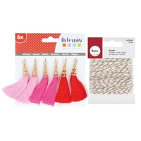6 pompons rose-fuchsia-rouge + Ficelle dor