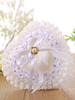 Anneau porte oreillers forme de coeur perles strass noeuds blanc fournitures de cérémonie de mariage