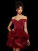 Avec Robe De Bal Bordeaux Courte A-ligne Col Bateau Volants Robe De Soirée En Polyester