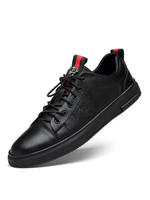 Baskets pour hommes Comfy Cowhide Metal Details Round Toe Black Flat Shoes