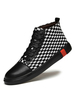 Baskets pour hommes confortables en peau de vache à bout rond motif à carreaux blanc chaussures de planche à roulettes
