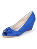 Belle chaussure de mariée en satin à talons compensés et tordu Escarpin